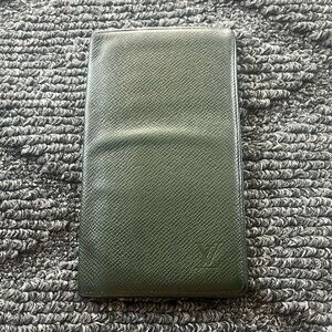 Louis Vuitton Green Leather Epi Wallet EUC
